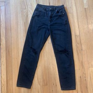 American Eagle Black Mom Jeans (129)